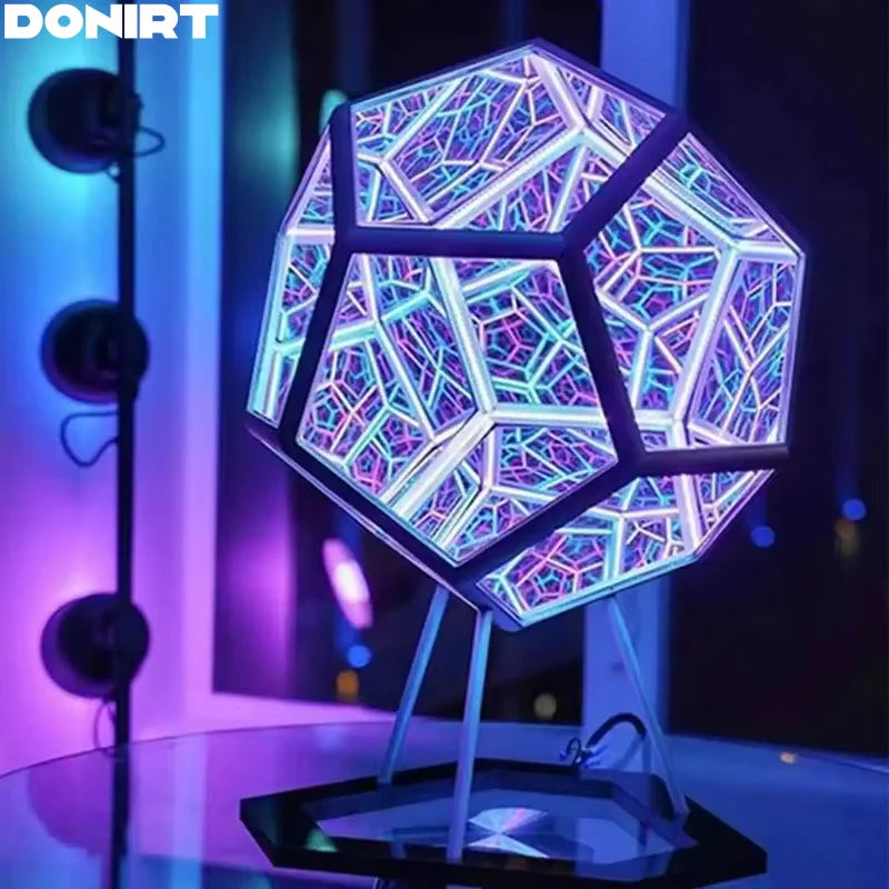 3D Infinity Cube Nachtlicht – Dodekaeder LED Lampe mit 3D-Spiegeleffekt