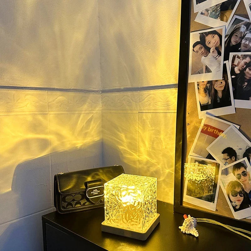 LED Wasserwellen Nachtlicht – Kristall Tischlampe mit 16 Farben & Fernbedienung